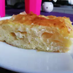 Вкусная и легкая дрожжевая баница