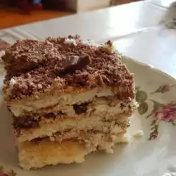 Пирог со сметаной и печеньем