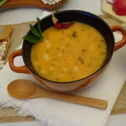Фасолевый суп с овощами