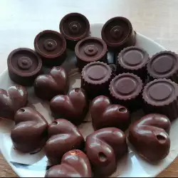Шоколадные конфеты с начинкой из крема