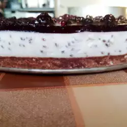 Десерт со сметаной и сахарной пудрой