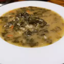 Суп со свежим шпинатом