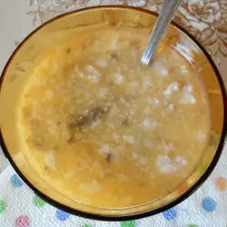 Суп из свинины с чесноком