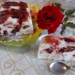 Уникальный желейный десерт с кислым молоком и сливовым вареньем