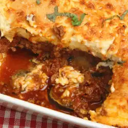 Мусака из баклажанов с мясным фаршем