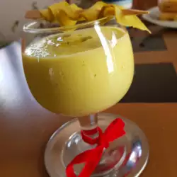 Гаспачо из манго и огурца