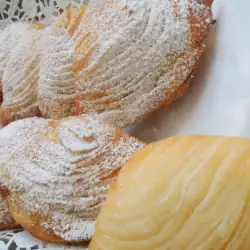 Итальянский десерт с ванилью