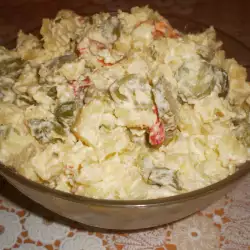 Картофельный салат с домашним майонезом