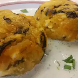 Картофельные котлетки со щавелем