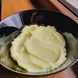 Картофельное пюре на сливочном масле и сливках