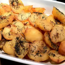 Картошка в духовке с укропом