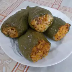 Классический фаршированный перец с рисом и мясным фаршем