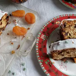 Роскошный рождественский пирог с сухофруктами