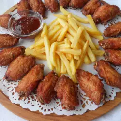 Куриные крылышки с острым соусом по-сербски