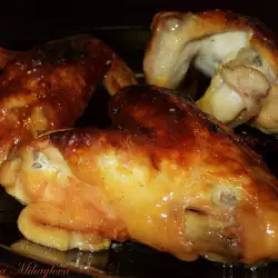Куриные крылышки в духовке с оливковым маслом