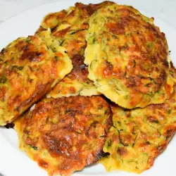 Котлеты из кабачков с луком