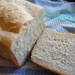 Простой хлеб в хлебопечке
