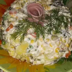 Праздничный салат с майонезом