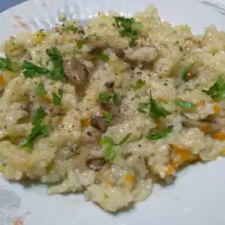 Рис с морковью и грибами в мультиварке