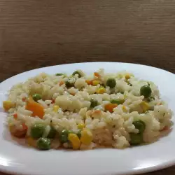 Постный рис с кукурузой