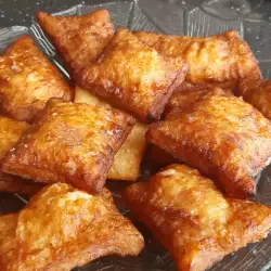Жареные слойки с начинкой