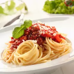 Спагетти с помидорами без мяса