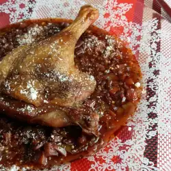 Печеные утиные ножки с соусом