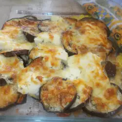 Баклажан со сливочным сыром и сыром в духовке
