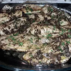 Запеченный морской окунь