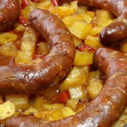 Острый картофель и чоризо