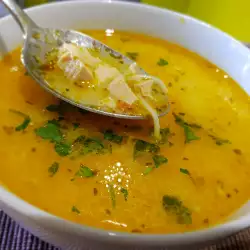 Волшебный куриный суп с корицей