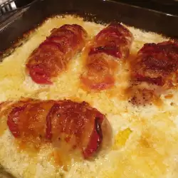 Куриная грудка с помидорами и моцареллой