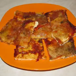 Домашняя пицца с готовым тестом