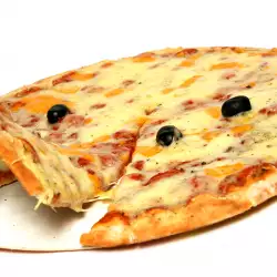 Пицца по-итальянски с сыром