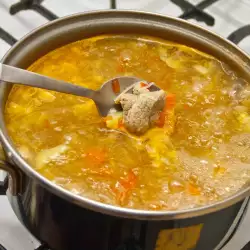 Суп из свинины с петрушкой
