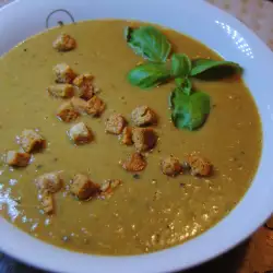 Постный суп с горохом и шампиньонами