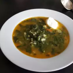 Постный суп со шпинатом