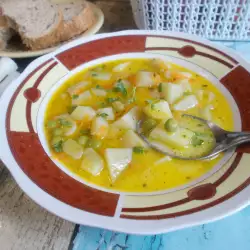 Легкий картофельный суп с горошком