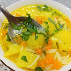 Постный картофельный суп с куркумой