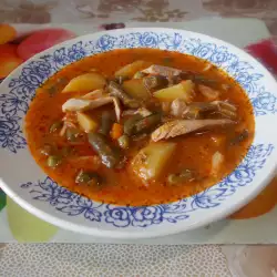 Куриное рагу со стручковой фасолью и картофелем