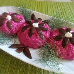 Закуска из творога и свеклы