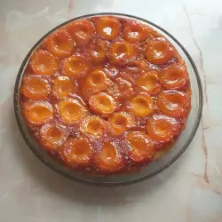 Пирог с абрикосами и сливочным маслом