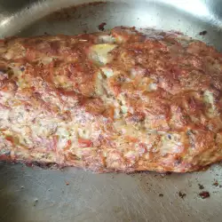 Рулет с мясным фаршем и картофелем
