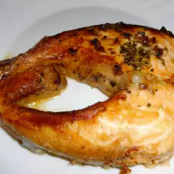 Средиземноморская кухня с лососем