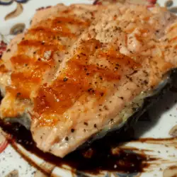 Филе лосося на сковороде гриль