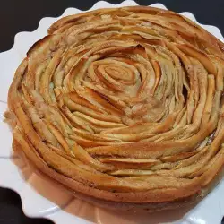 Раскатанный яблочный пирог
