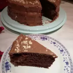 Сочный шоколадный пирог как торт