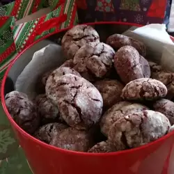 Снежное рождественское шоколадное печенье
