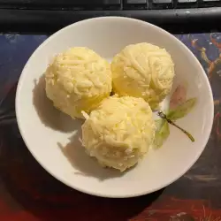 Закуска Снежки из брынзы
