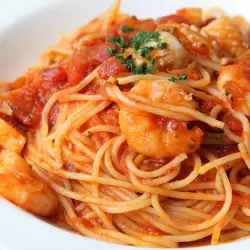 Спагетти с креветками без мяса